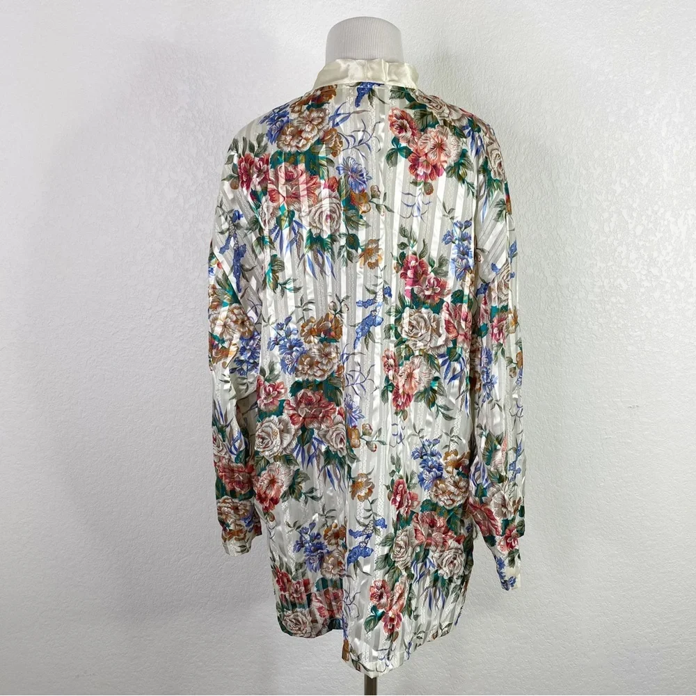 Vintage Victoria Secret Gold Label Floral Pajama Top